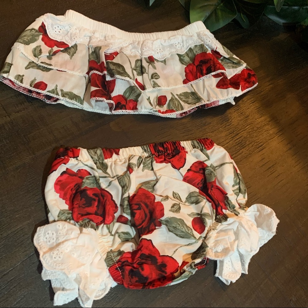 Beautiful two piece set.